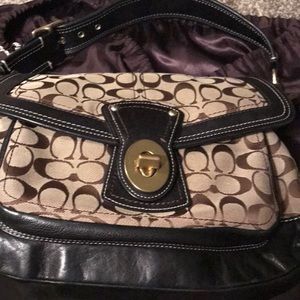 COACH , #10340. A classic. PERFECT!!